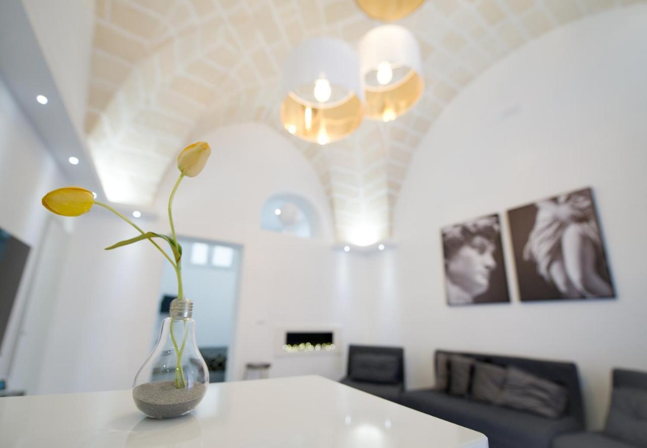 Dimora Kaemca Apartment Brindisi Bagian luar foto