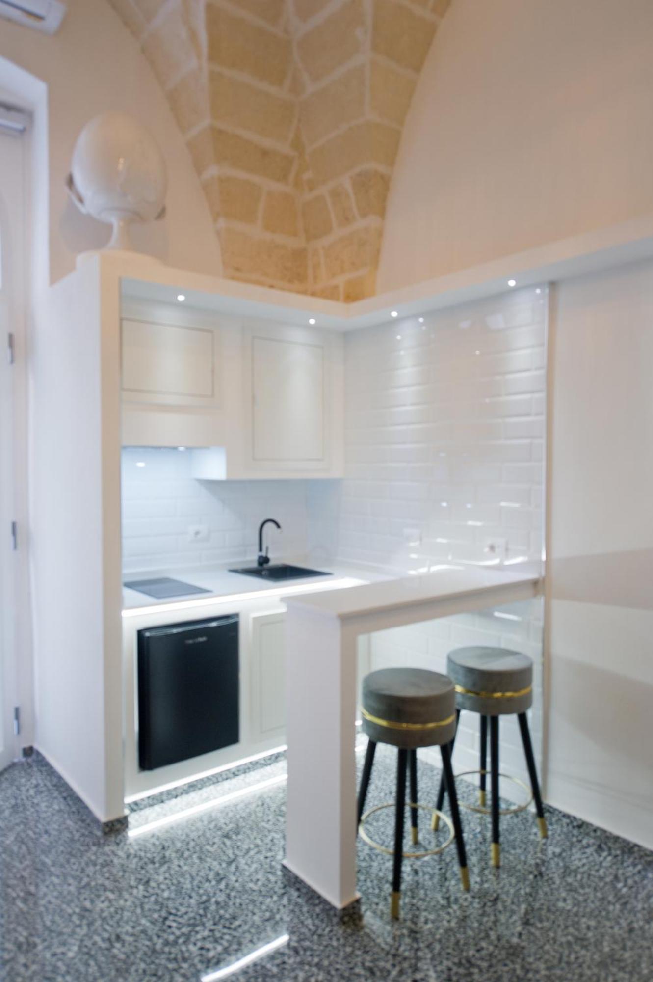 Dimora Kaemca Apartment Brindisi Bagian luar foto